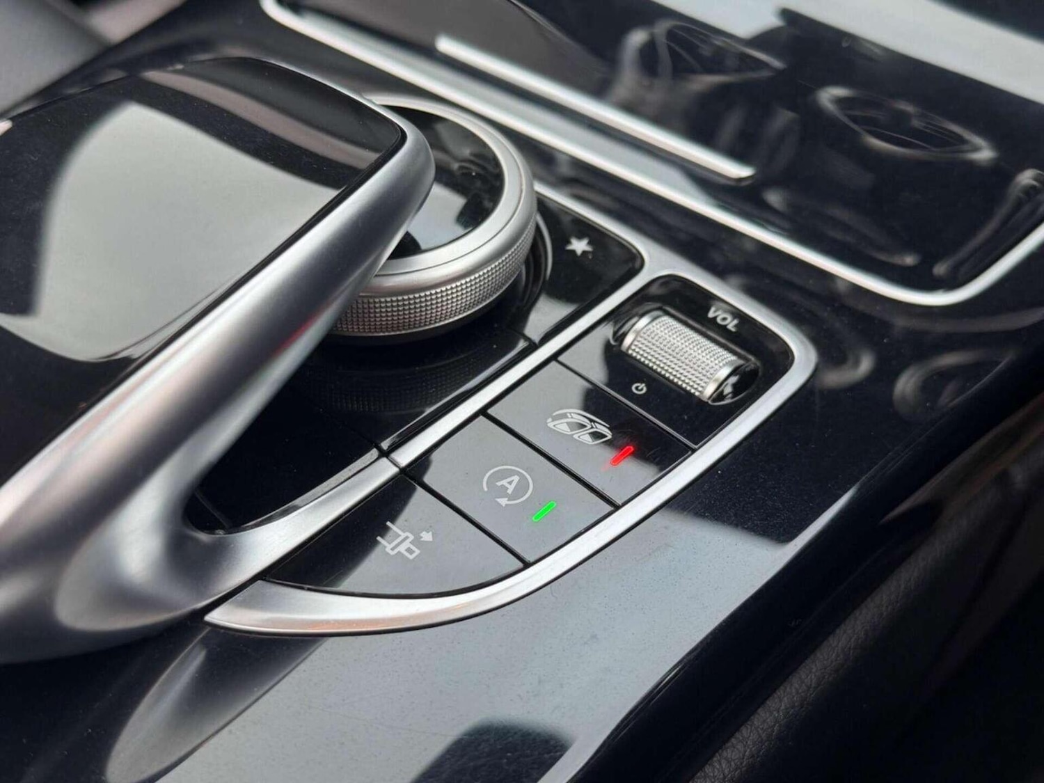 Used Mercedes-Benz C Class 2018 for sale - 77453353: Photo 21