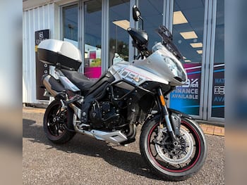 Used Triumph TIGER 1050 2017 for sale - bike-79575601: Photo