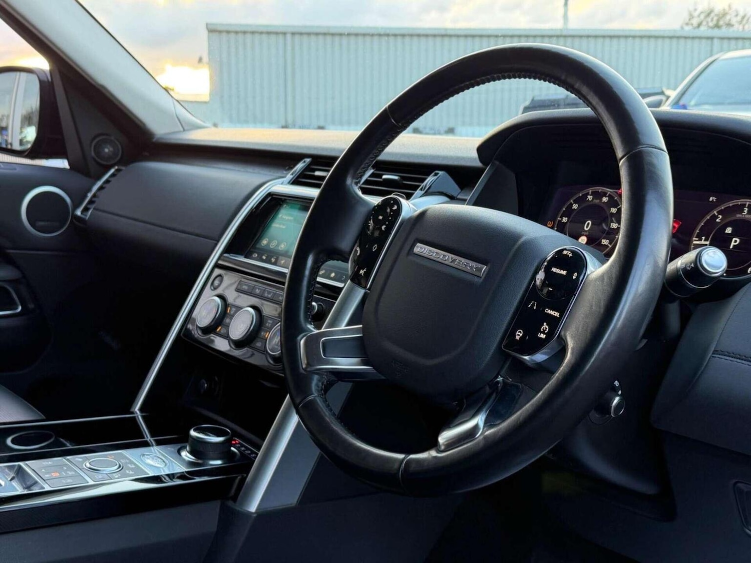 Used Land Rover Discovery 2019 for sale - 77453181: Photo 14