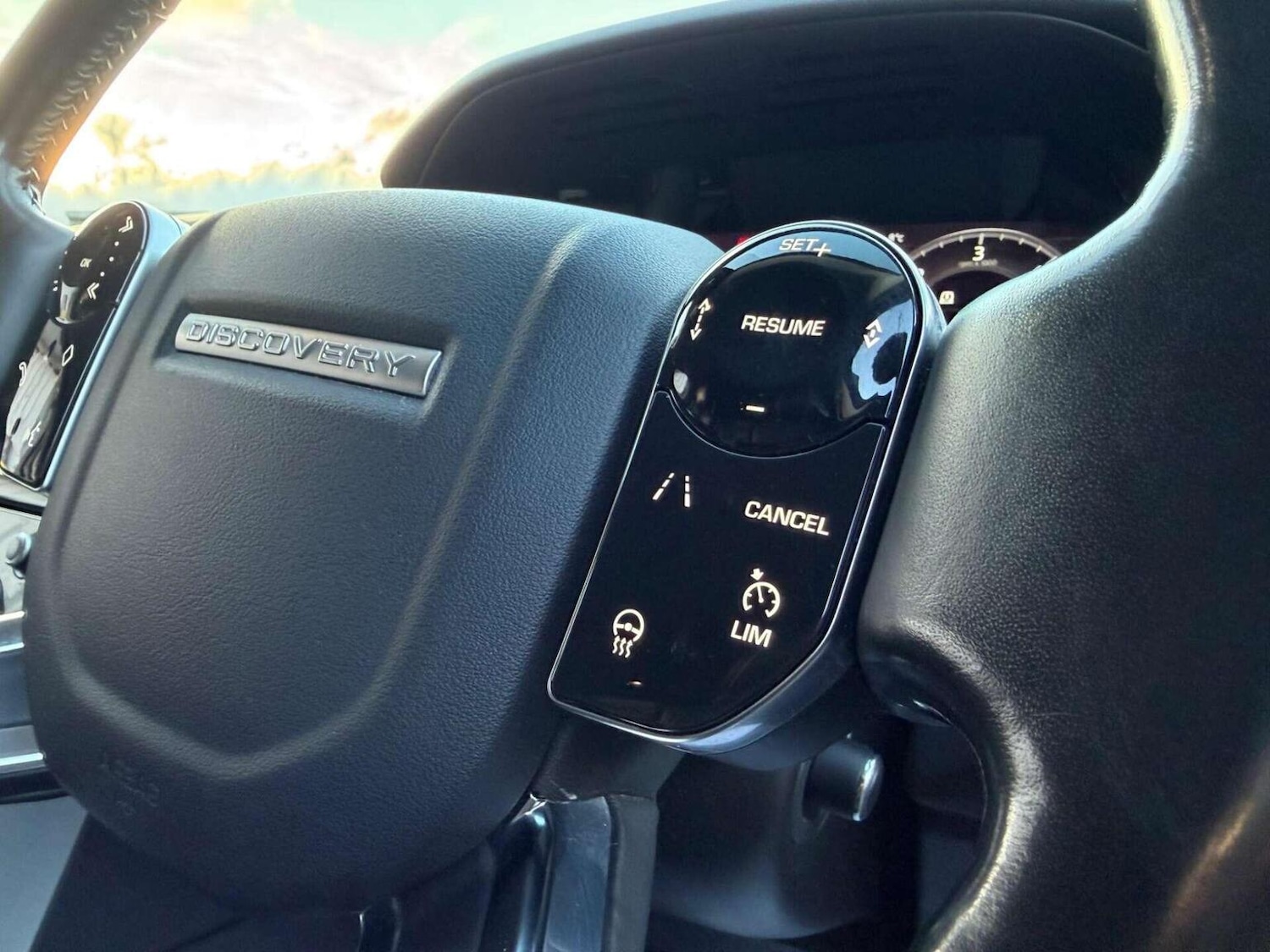 Used Land Rover Discovery 2019 for sale - 77453181: Photo 19