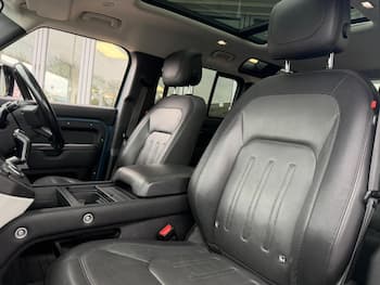 Used Land Rover Defender 110 2021 for sale - 79620519: Photo