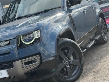 Used Land Rover Defender 110 2021 for sale - 79620519: Photo