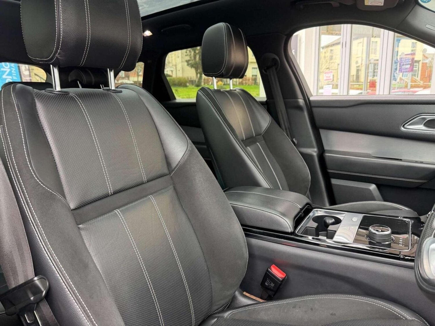 Used Land Rover Range Rover Velar 2018 for sale - 77453358: Photo 12