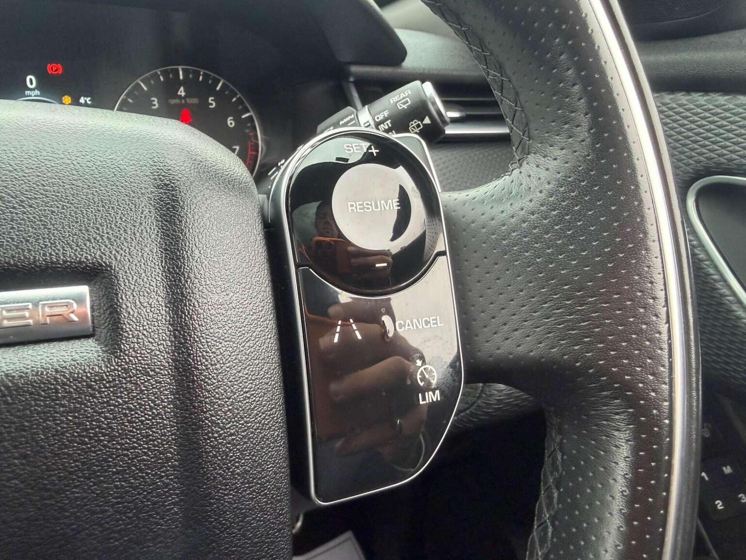 Used Land Rover Range Rover Velar 2018 for sale - 77453358: Photo 16