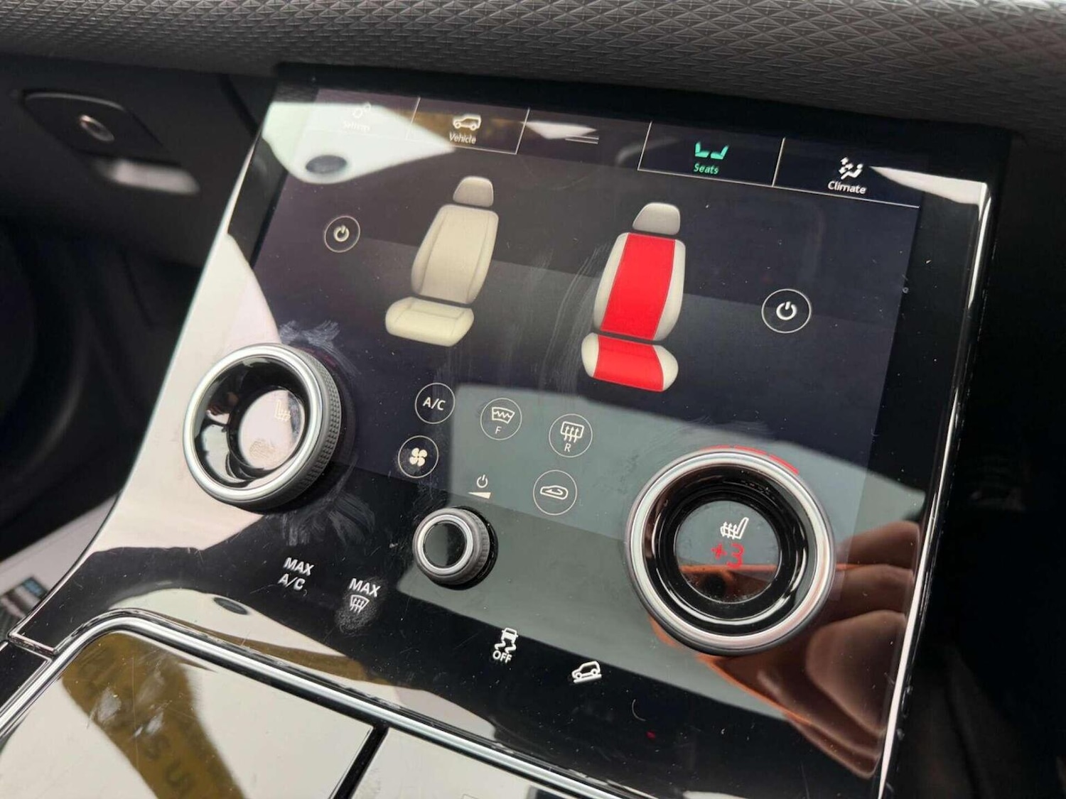 Used Land Rover Range Rover Velar 2018 for sale - 77453358: Photo 17