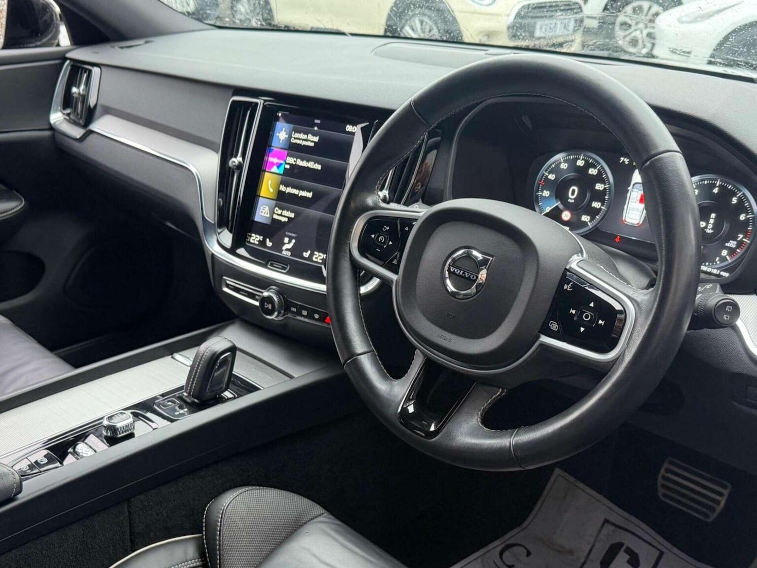 Used Volvo V60 2021 for sale - 77453247: Photo 14
