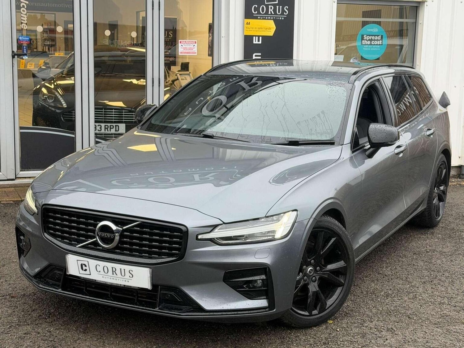 Used Volvo V60 2021 for sale - 77453247: Photo 2