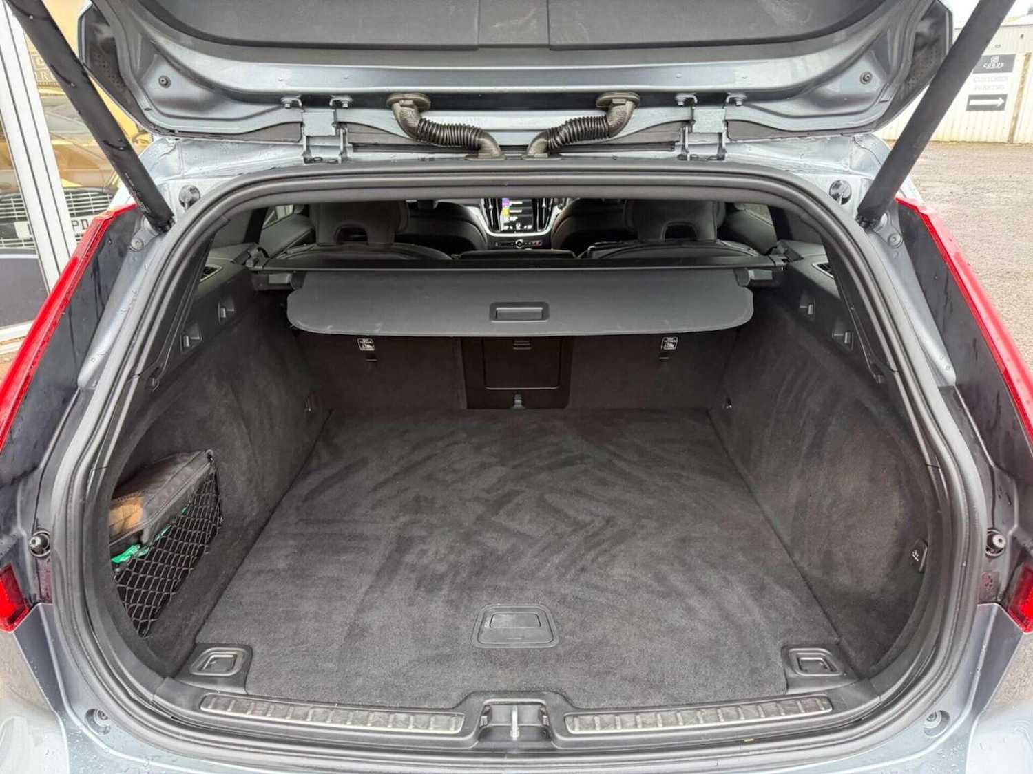 Used Volvo V60 2021 for sale - 77453247: Photo 23