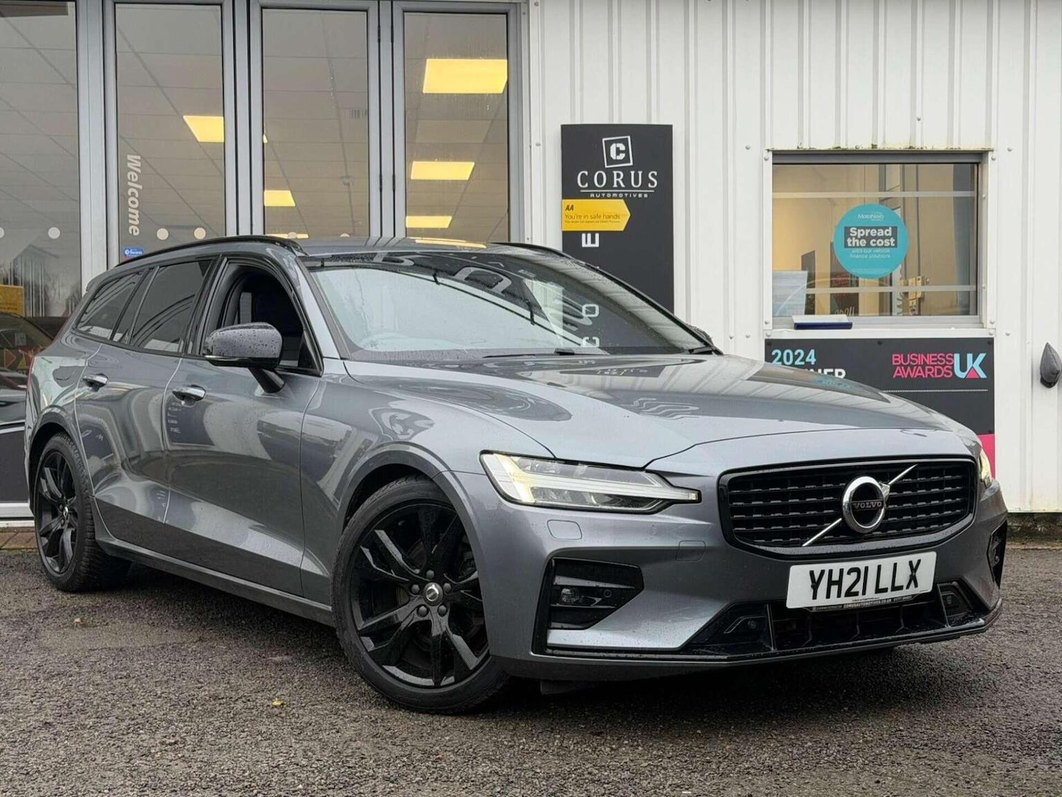 Used Volvo V60 2021 for sale - 77453247: Photo 5