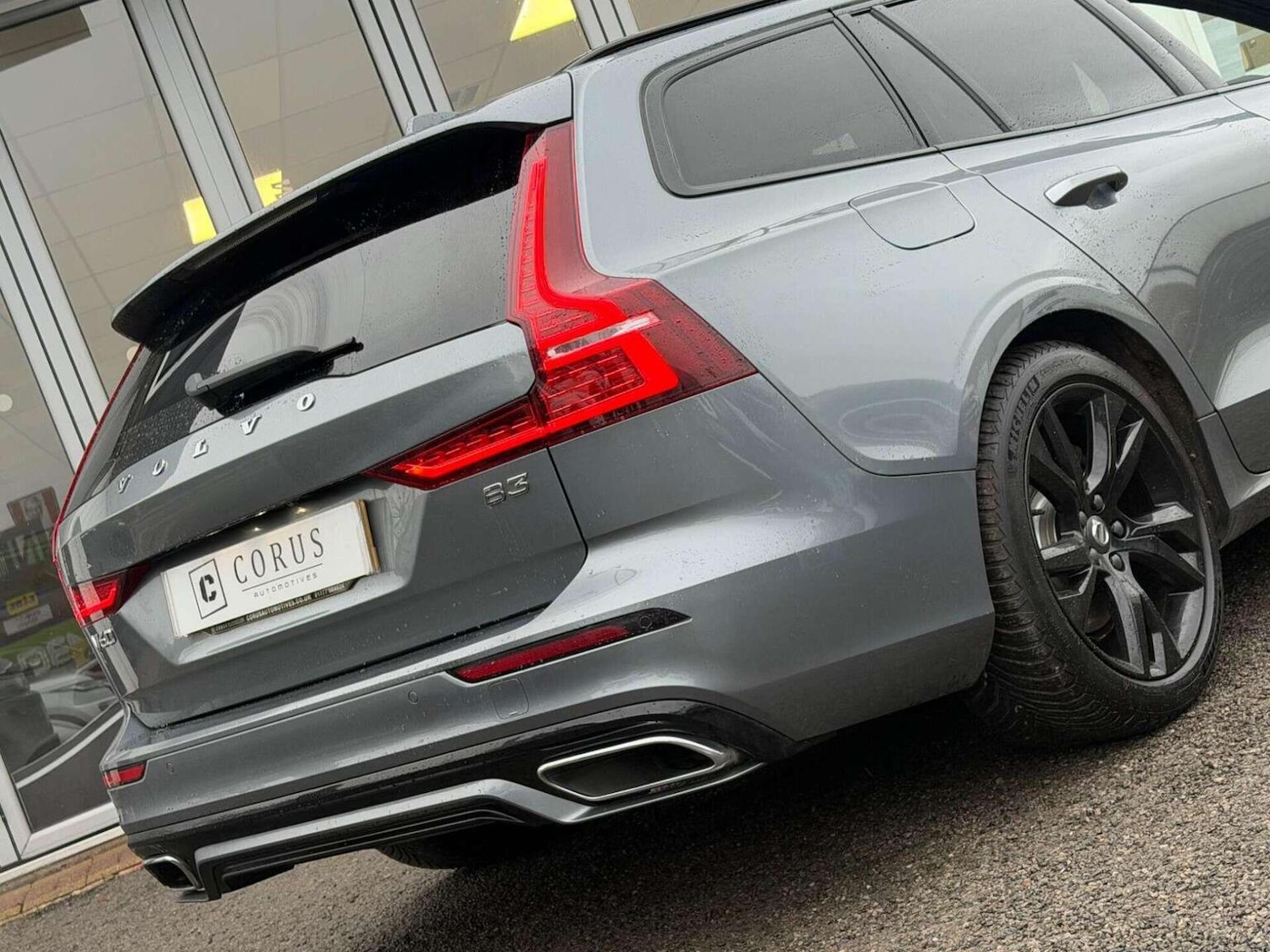 Used Volvo V60 2021 for sale - 77453247: Photo 6