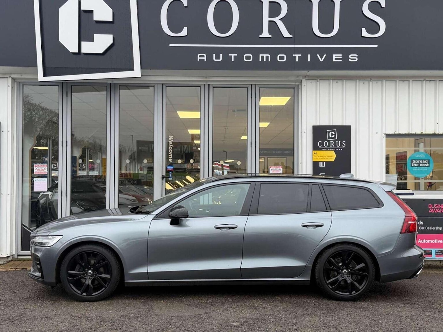 Used Volvo V60 2021 for sale - 77453247: Photo 9