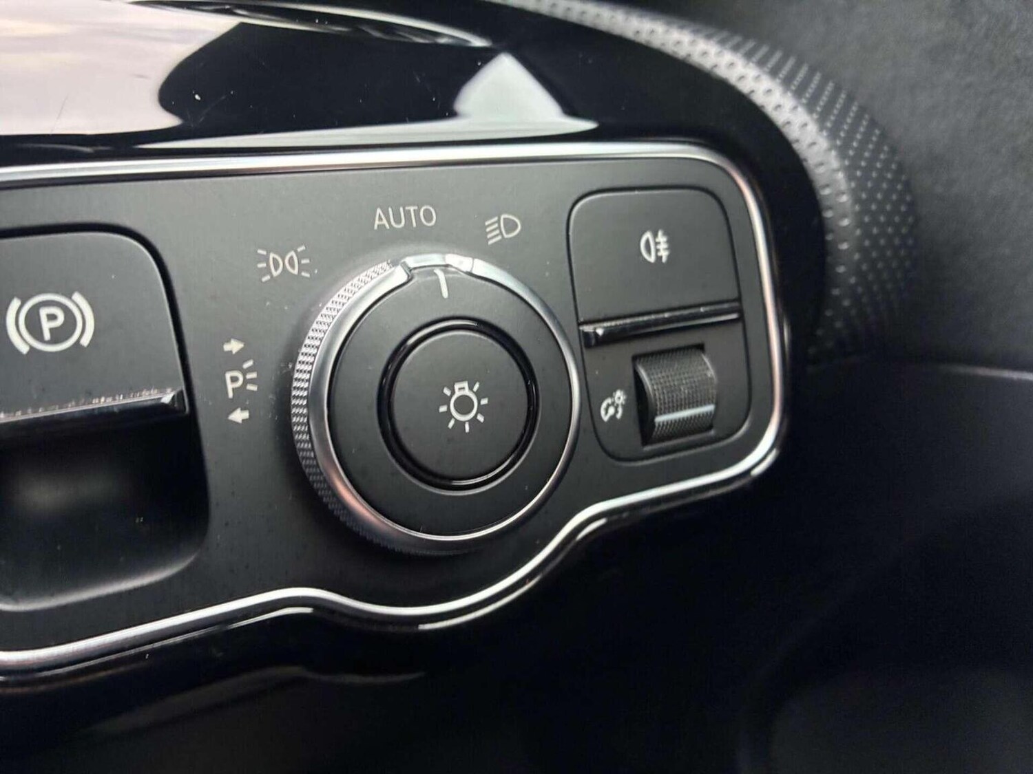 Used Mercedes-Benz A-Class 2019 for sale - 77465634: Photo 35