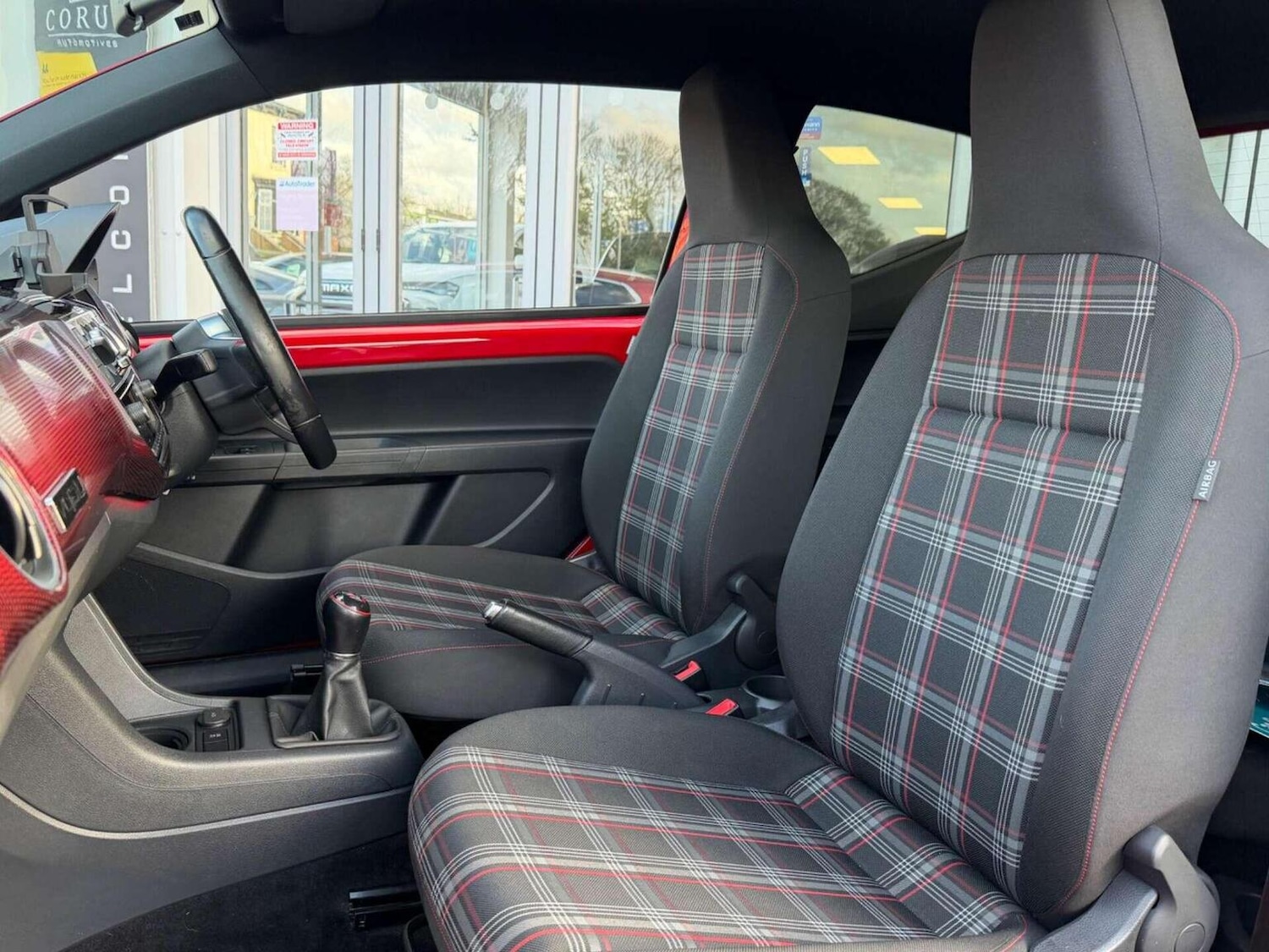 Used Volkswagen up! 2018 for sale - 77453199: Photo 26