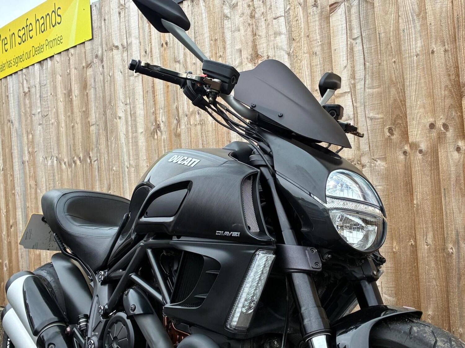 Used Ducati Diavel 2012 for sale - 78445659: Photo 5