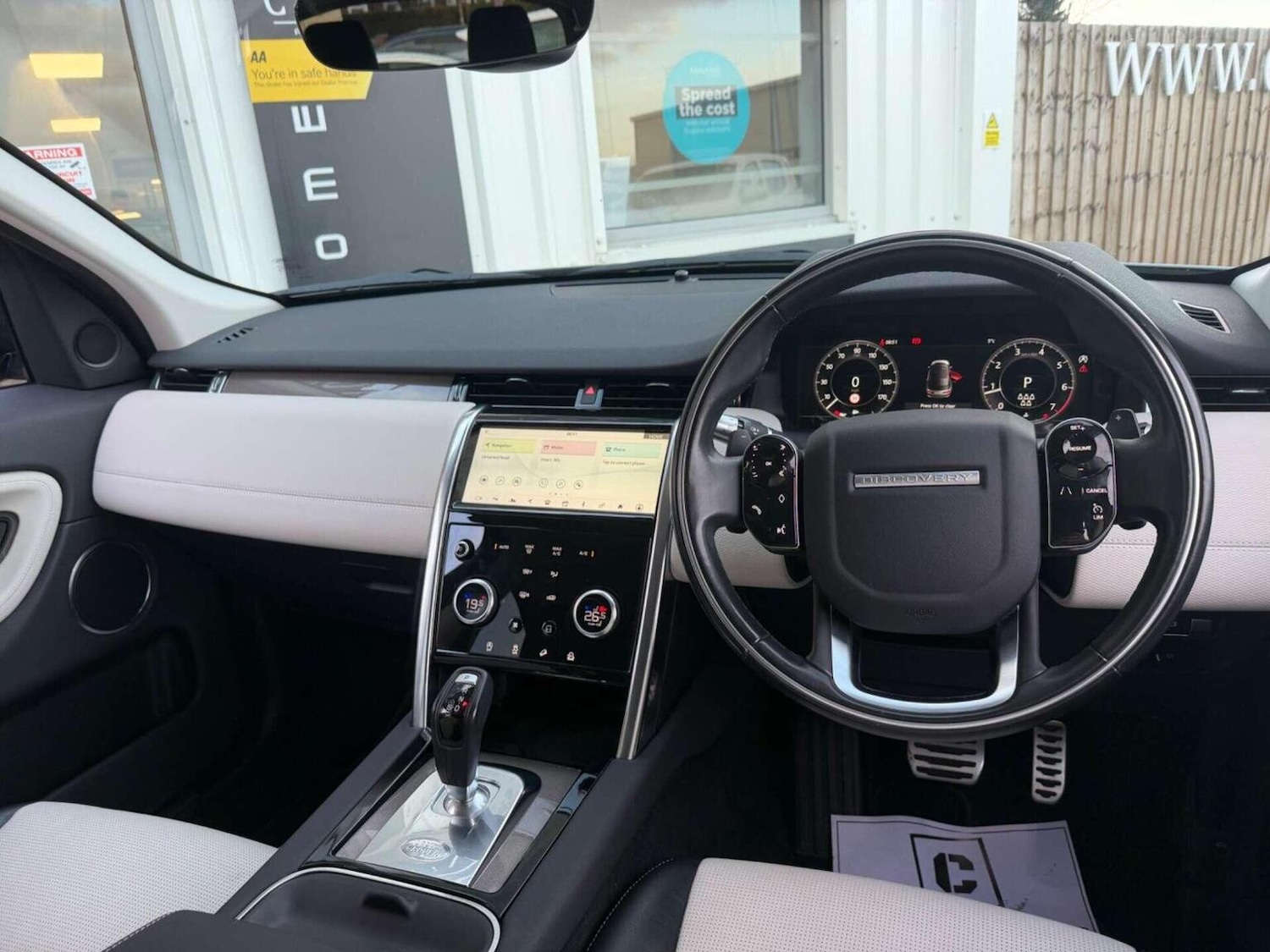 Used Land Rover Discovery Sport 2020 for sale - 77453409: Photo 17
