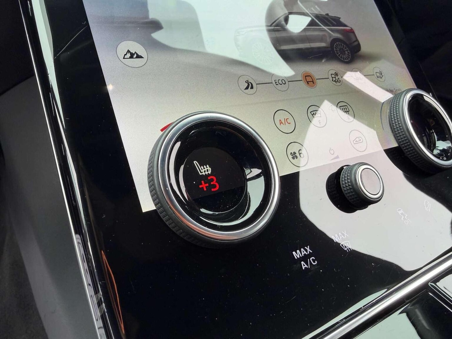 Used Land Rover Range Rover Velar 2018 for sale - 77494676: Photo 17