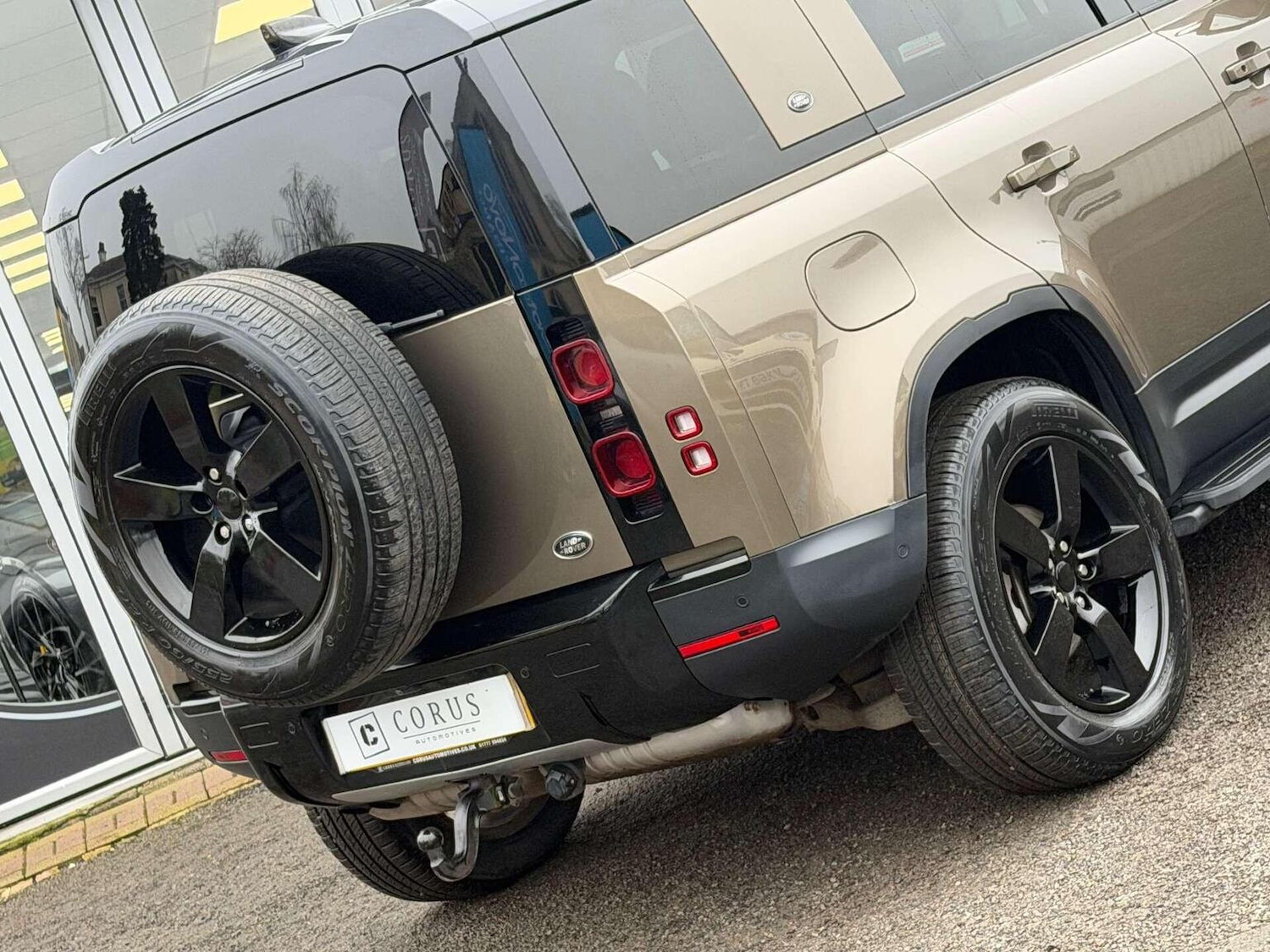 Used Land Rover Defender 110 2020 for sale - 77453278: Photo 10