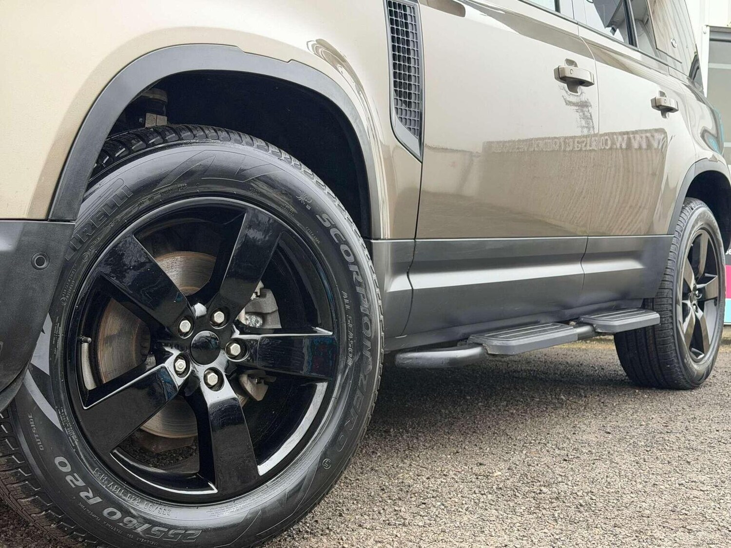 Used Land Rover Defender 110 2020 for sale - 77453278: Photo 12