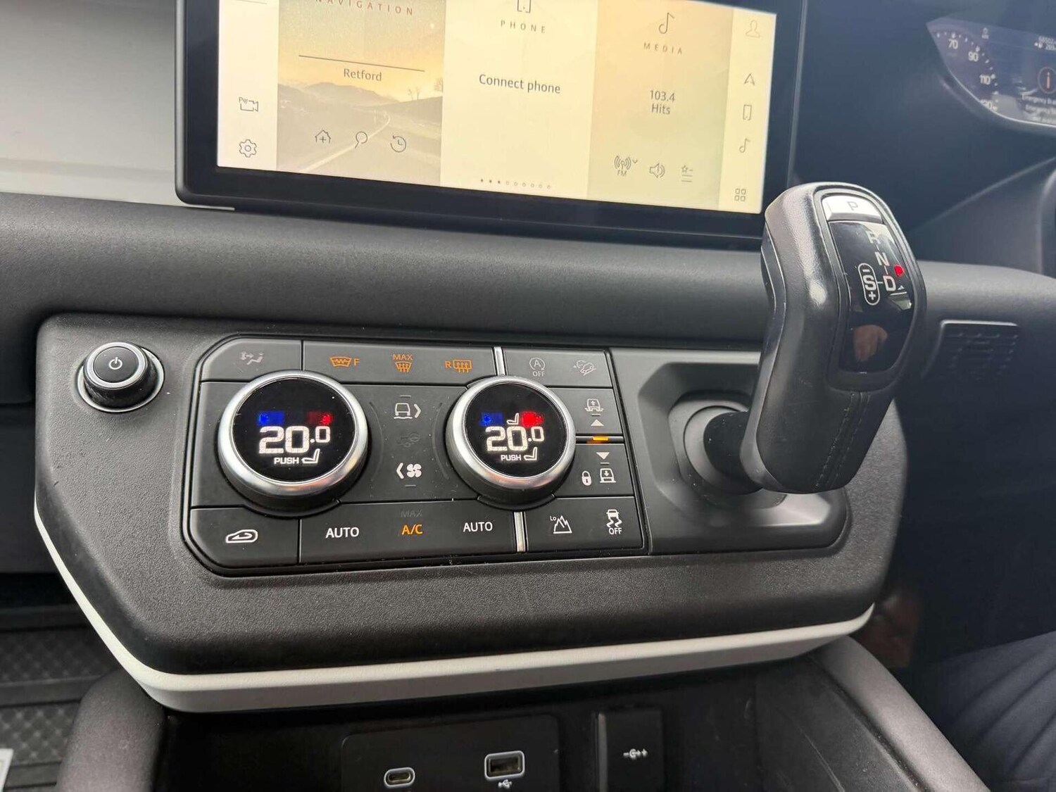 Used Land Rover Defender 110 2020 for sale - 77453278: Photo 19