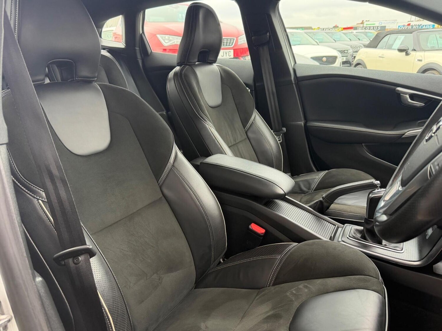 Used Volvo V40 2016 for sale - 77906620: Photo 13