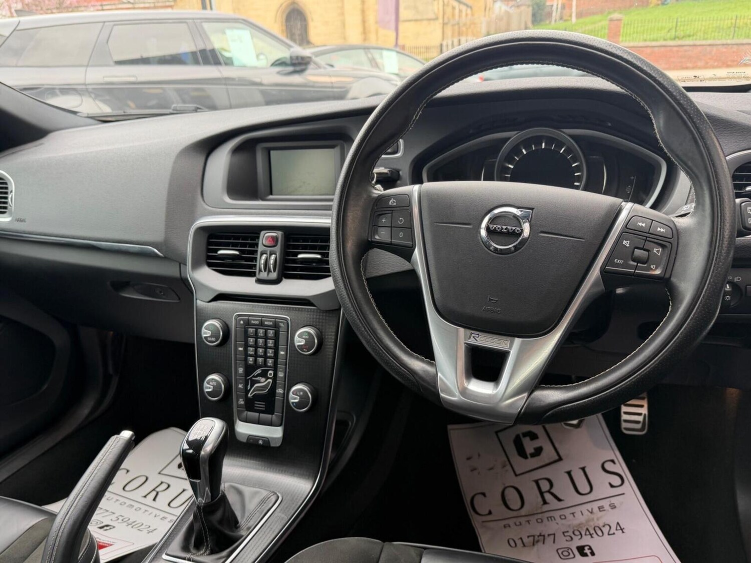 Used Volvo V40 2016 for sale - 77906620: Photo 15