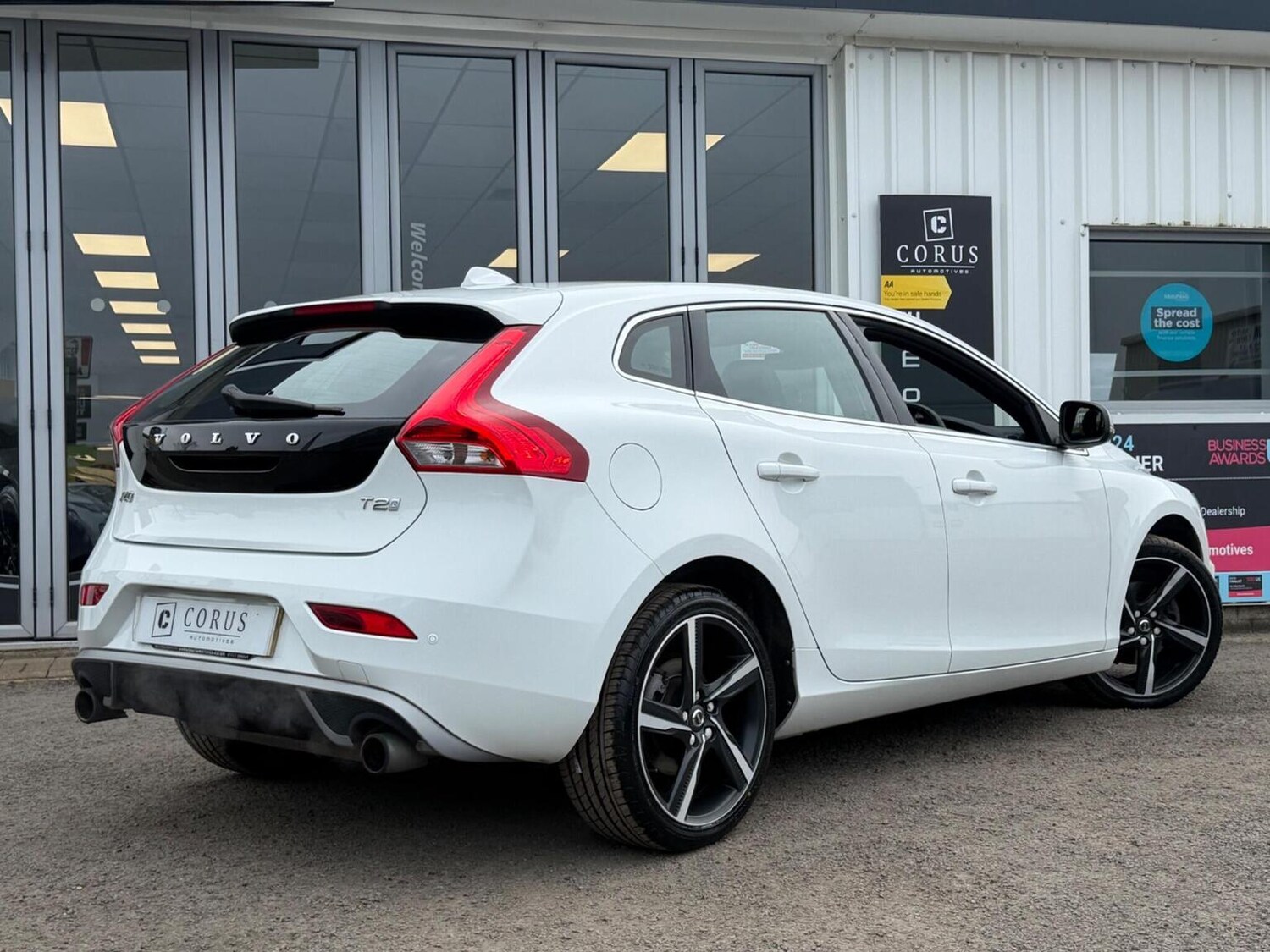 Used Volvo V40 2016 for sale - 77906620: Photo 6