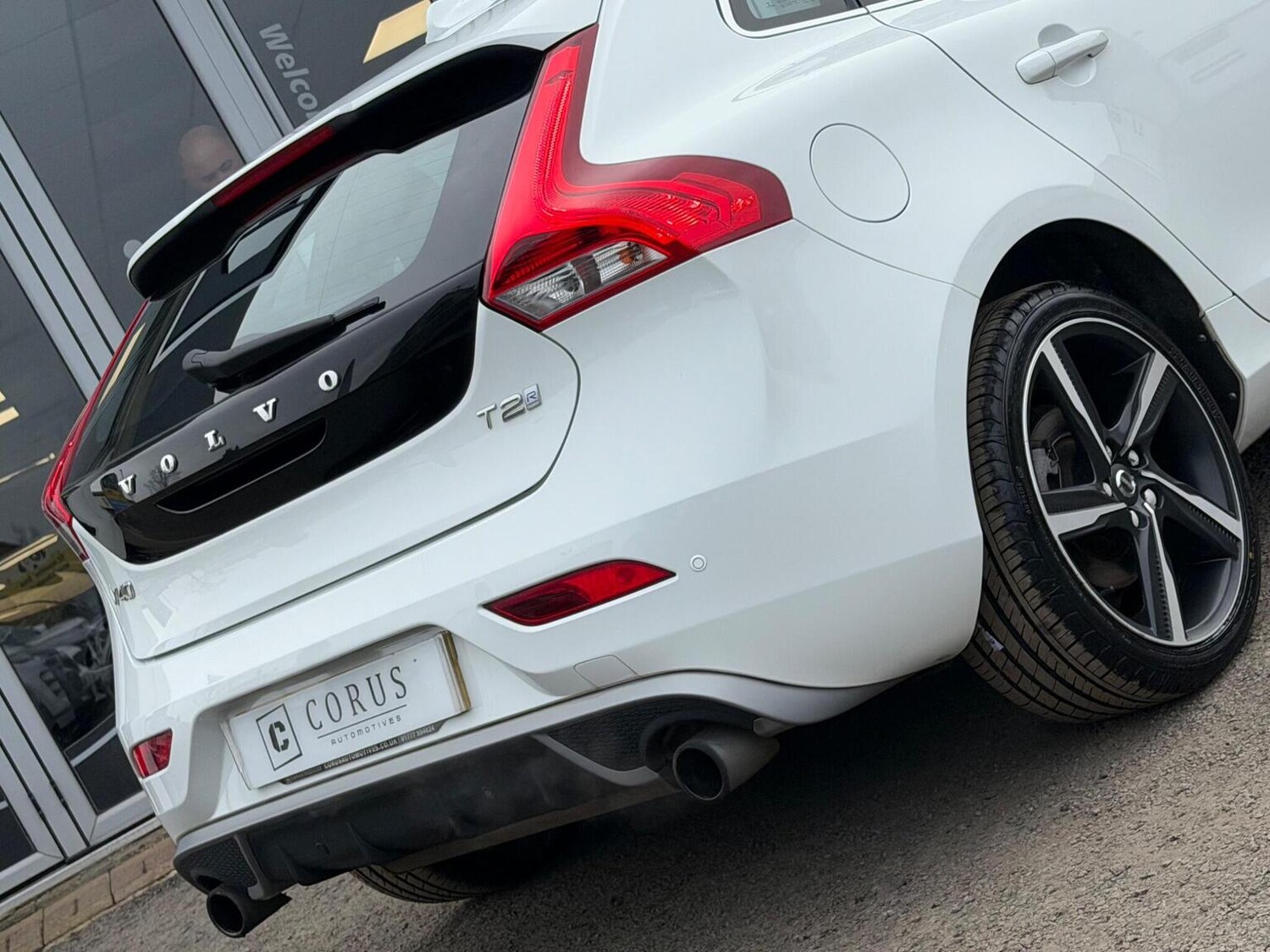 Used Volvo V40 2016 for sale - 77906620: Photo 8