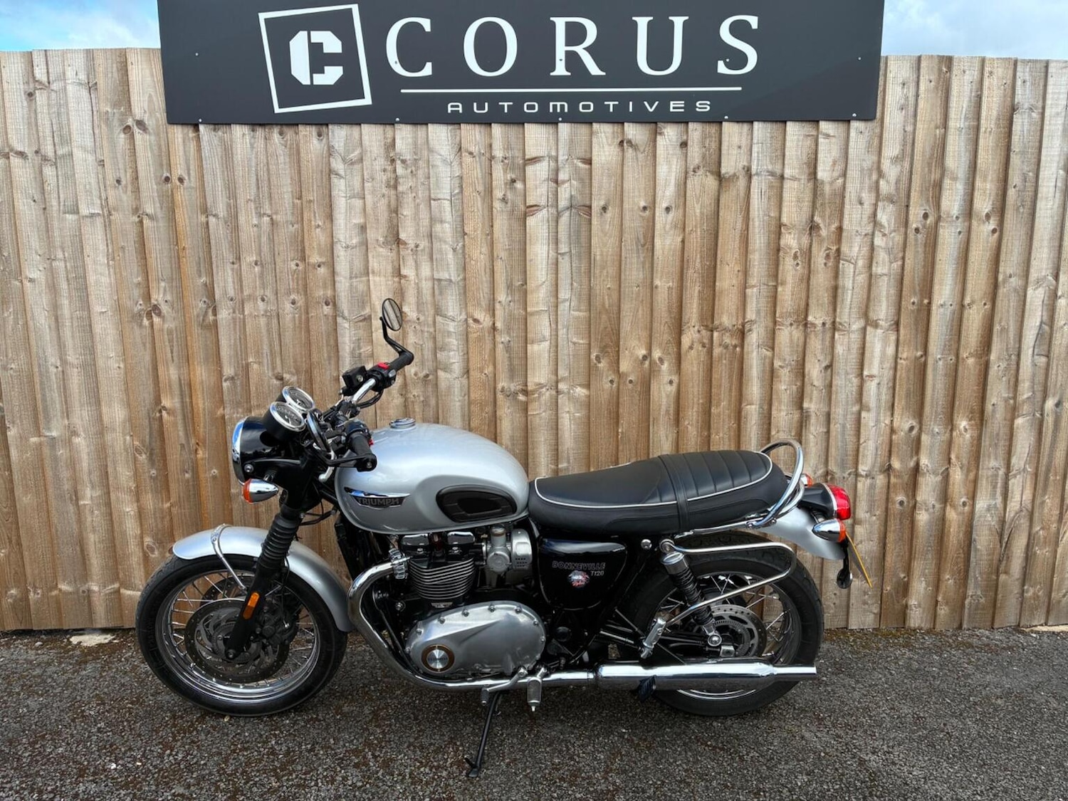 Used Triumph BONNEVILLE T120 2017 for sale - 78882317: Photo 7