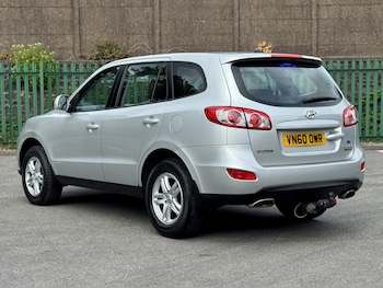 Used Hyundai Santa Fe 2010 for sale - 79568935: Photo