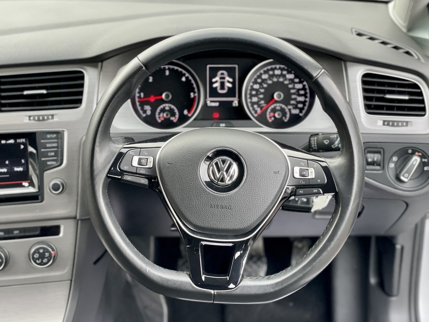 Used Volkswagen Golf 2015 for sale - 76863792: Photo 13