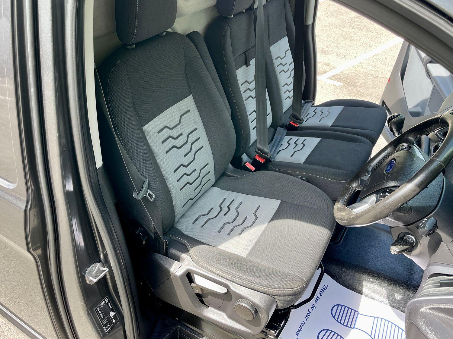 Used Ford Transit Custom 2017 for sale - 76793946: Photo 16