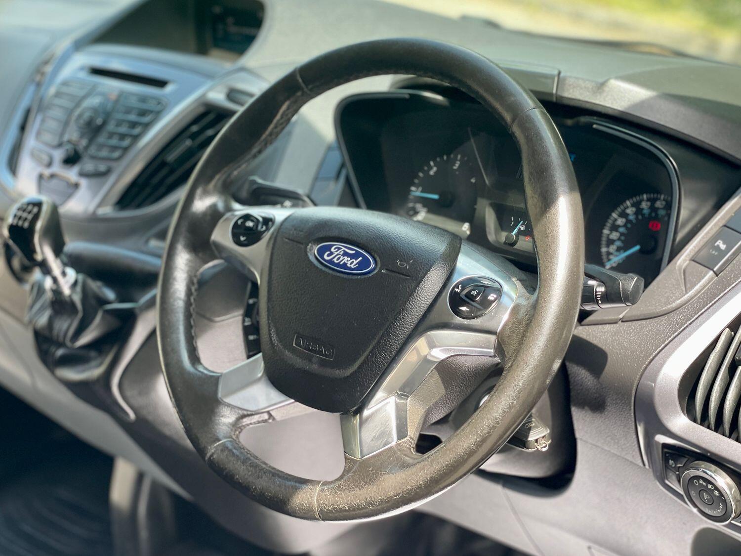 Used Ford Transit Custom 2017 for sale - 76793946: Photo 18