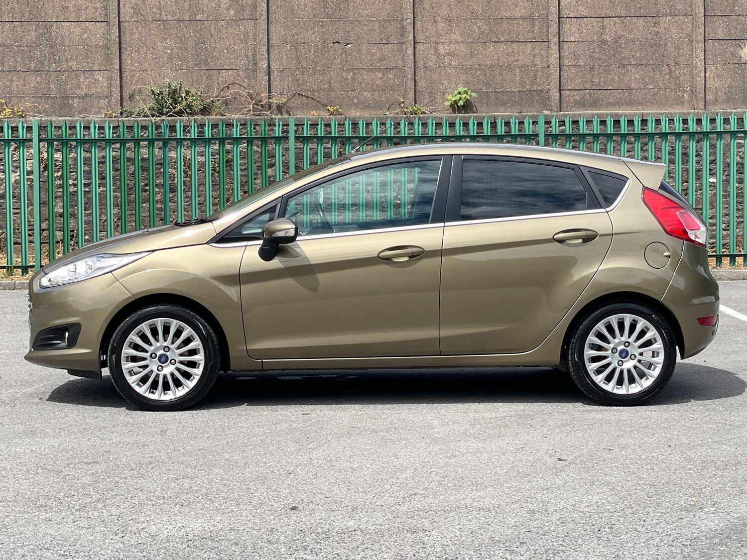 Used Ford Fiesta 2013 for sale - 76793941: Photo 6