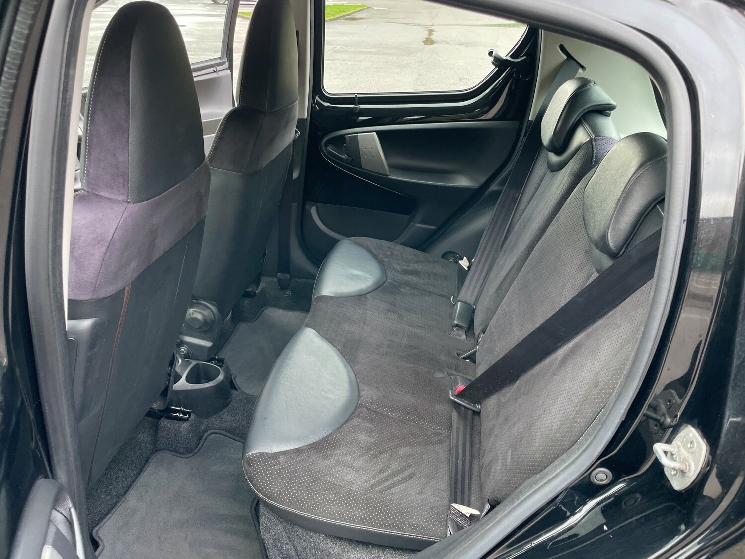 Used Toyota AYGO 2012 for sale - 77541644: Photo 14