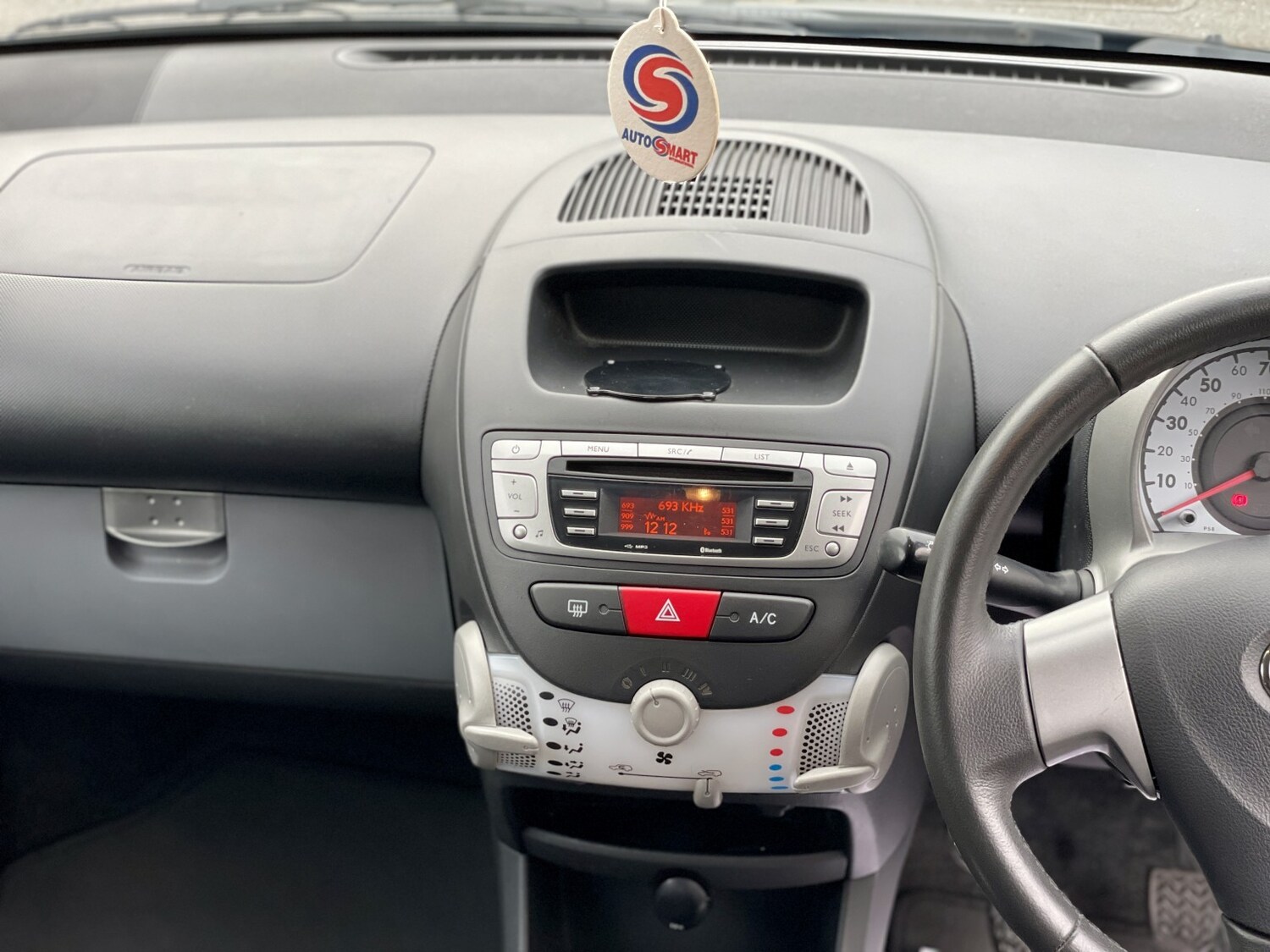 Used Toyota AYGO 2012 for sale - 77541644: Photo 17