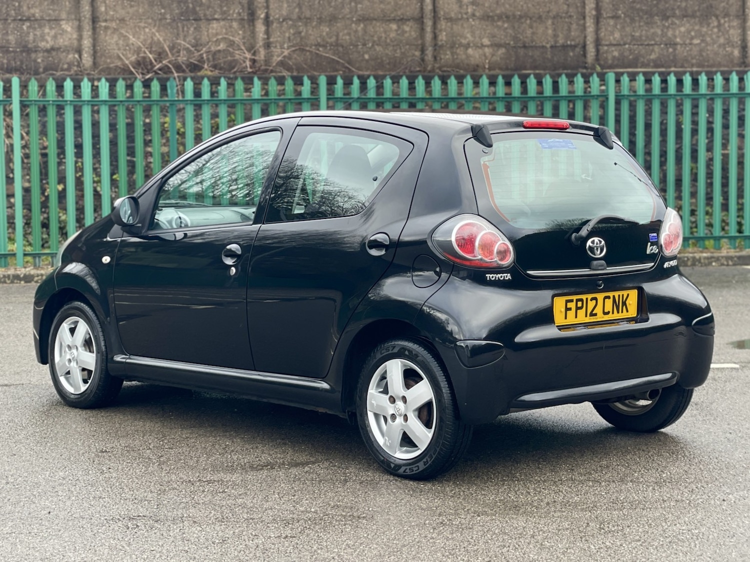 Used Toyota AYGO 2012 for sale - 77541644: Photo 2