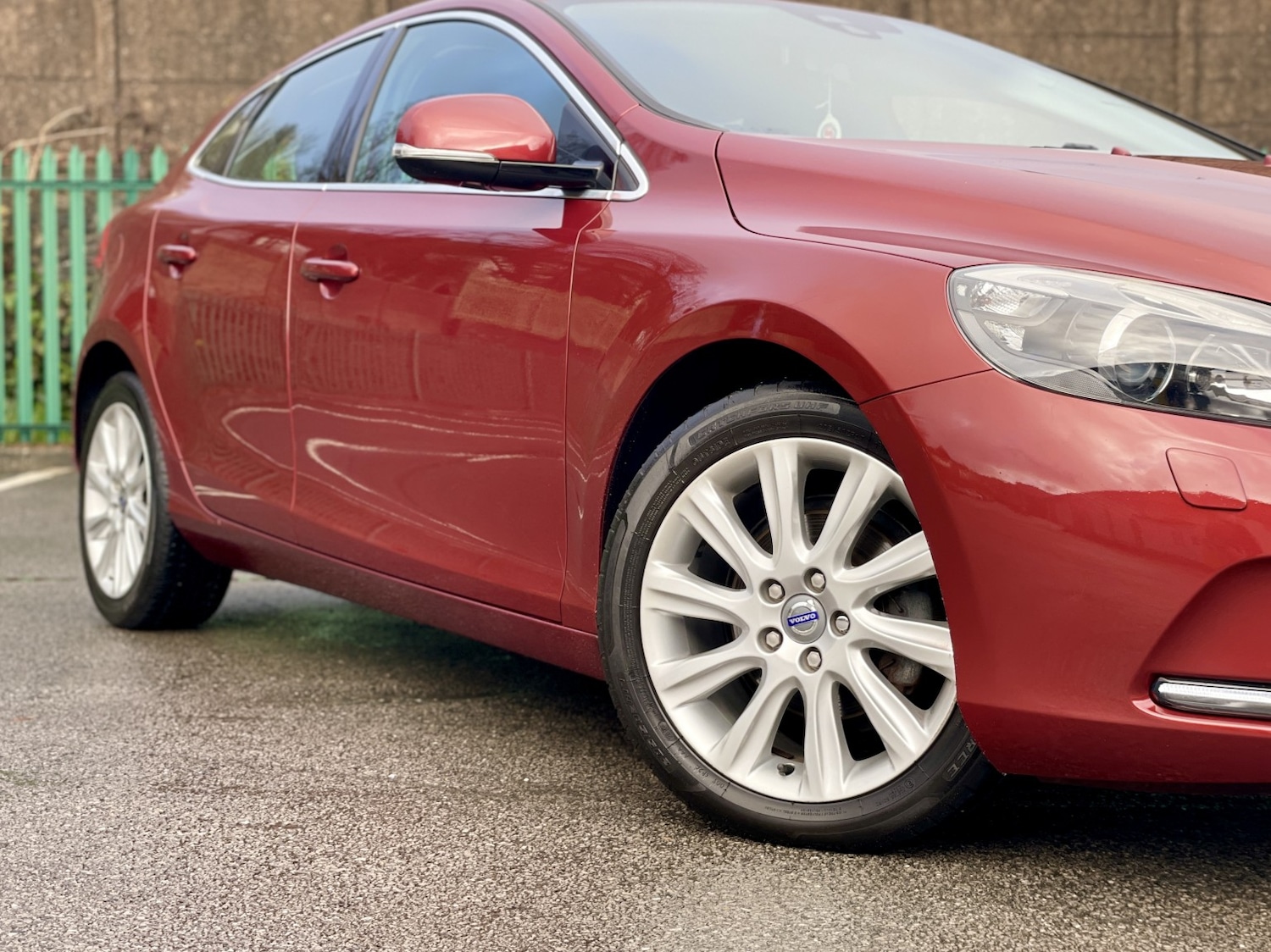 Used Volvo V40 2014 for sale - 76785013: Photo 17