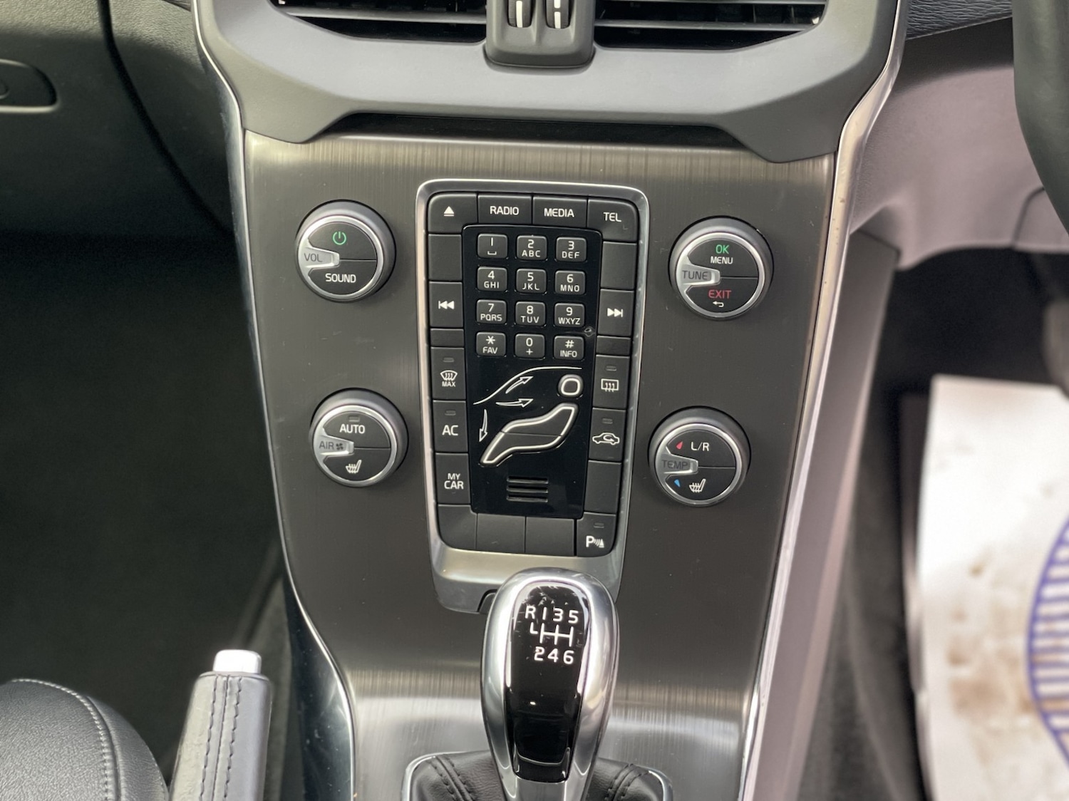 Used Volvo V40 2014 for sale - 76785013: Photo 26