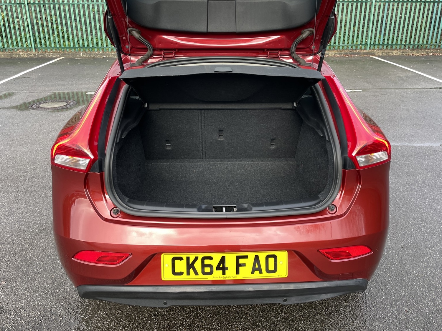 Used Volvo V40 2014 for sale - 76785013: Photo 28