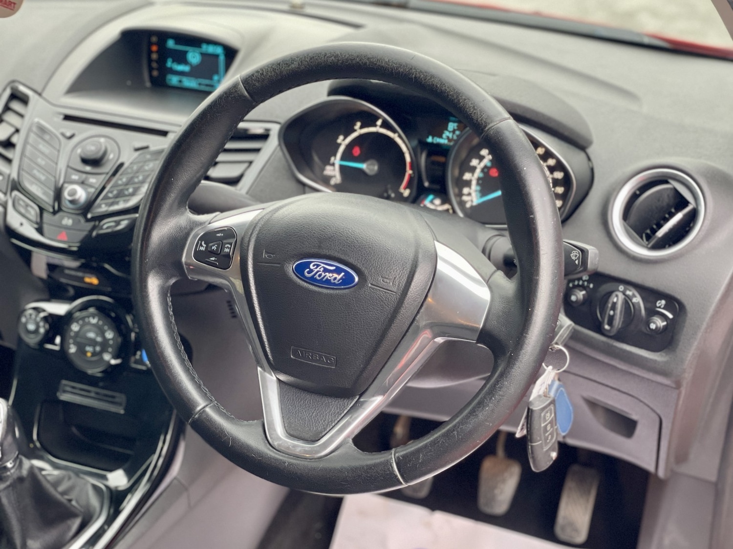 Used Ford Fiesta 2013 for sale - 77370589: Photo 14