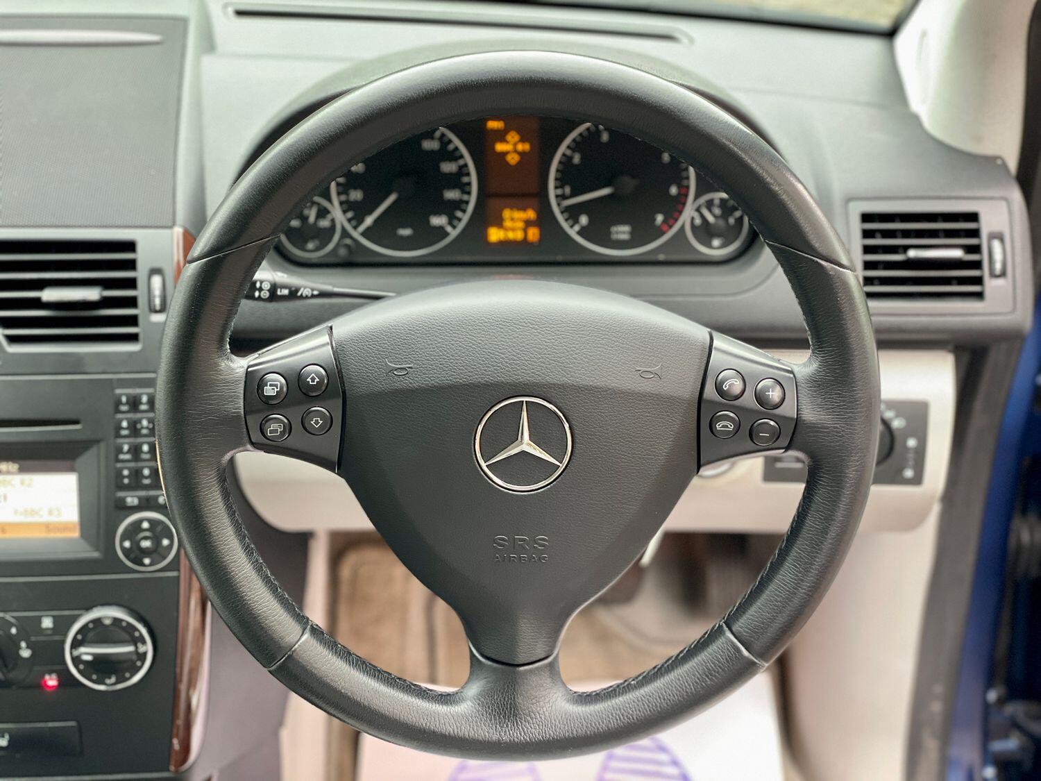 Used Mercedes-Benz A-Class 2010 for sale - 76347255: Photo 11