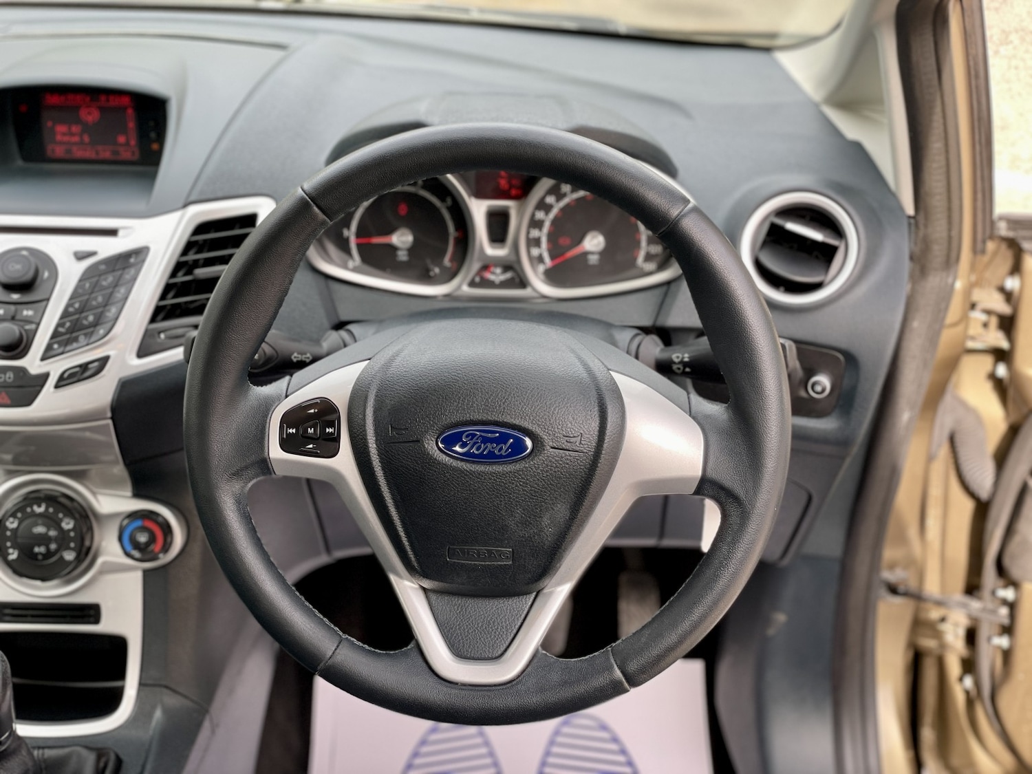 Used Ford Fiesta 2012 for sale - 76725604: Photo 16