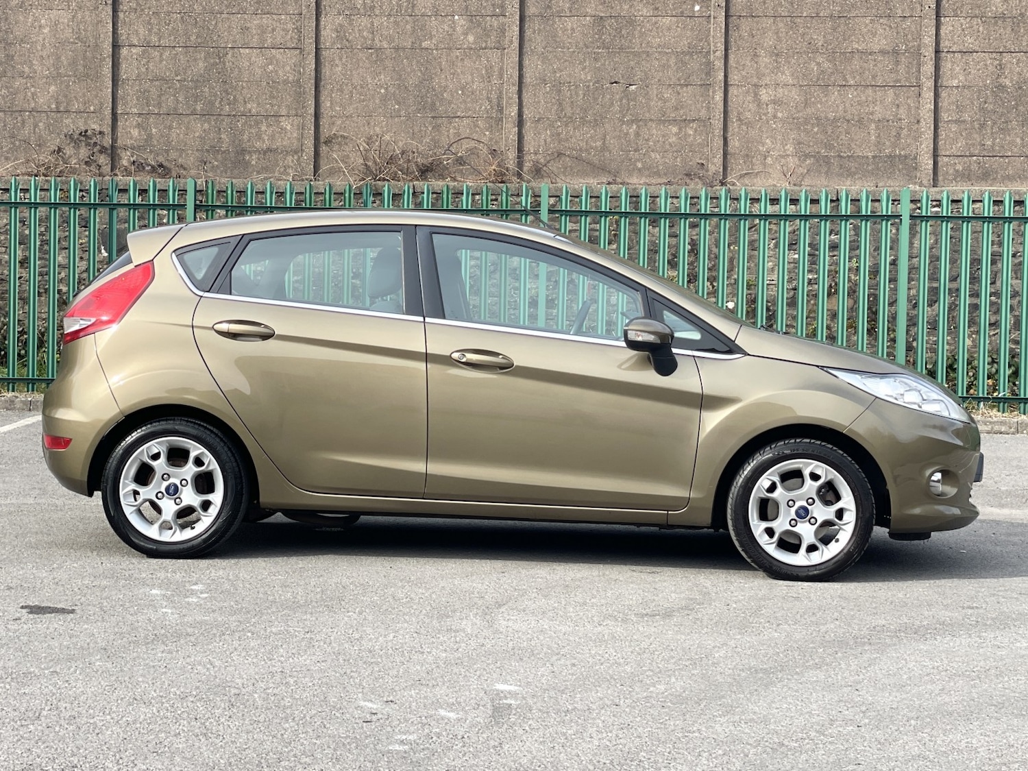 Used Ford Fiesta 2012 for sale - 76725604: Photo 8