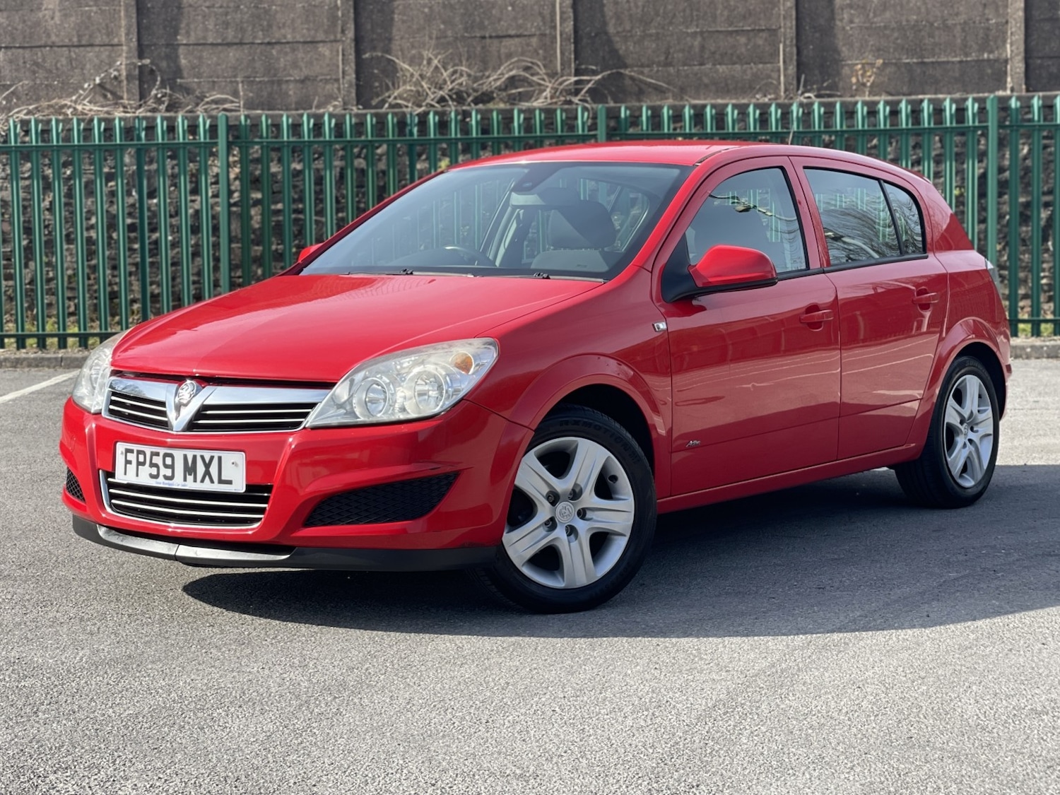 Used Vauxhall Astra 2009 for sale - 77983723: Photo 3