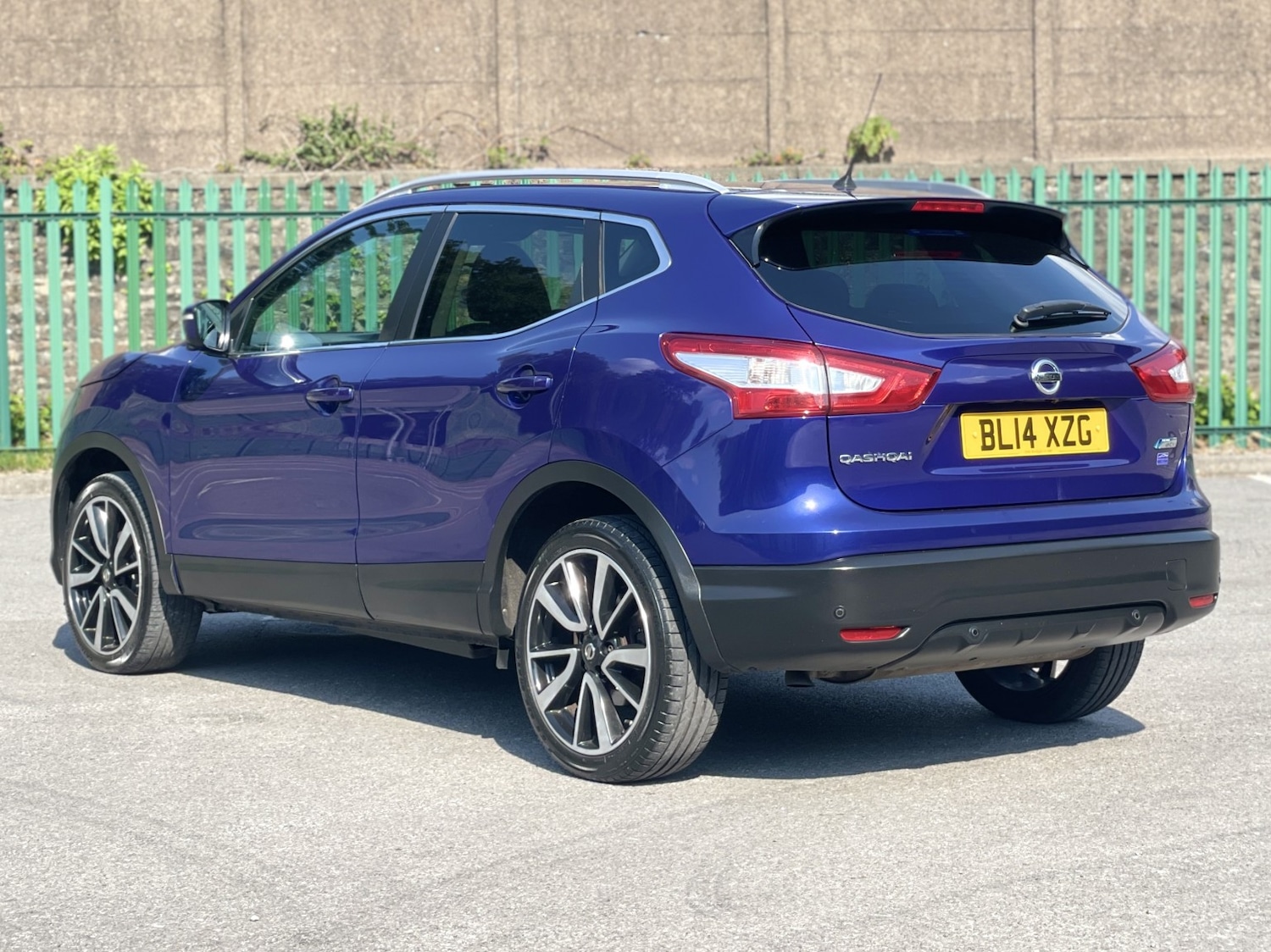 Used Nissan Qashqai 2014 for sale - 77906648: Photo 2