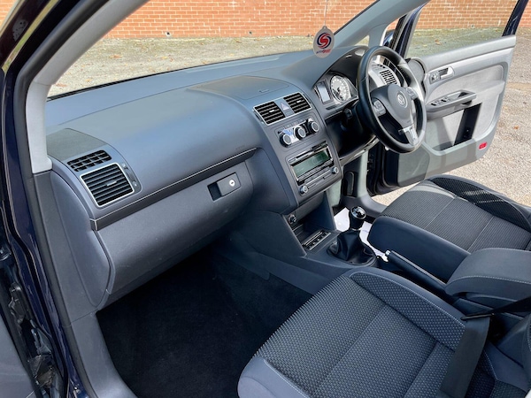 Used Volkswagen Touran 2013 for sale - 76211800: Photo 19
