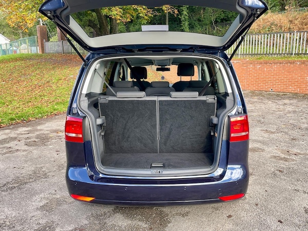 Used Volkswagen Touran 2013 for sale - 76211800: Photo 23