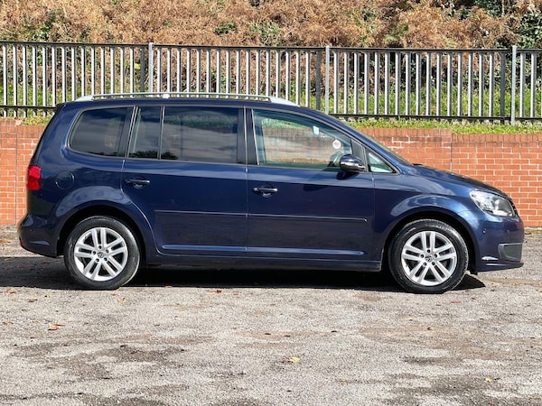 Used Volkswagen Touran 2013 for sale - 76211800: Photo 8