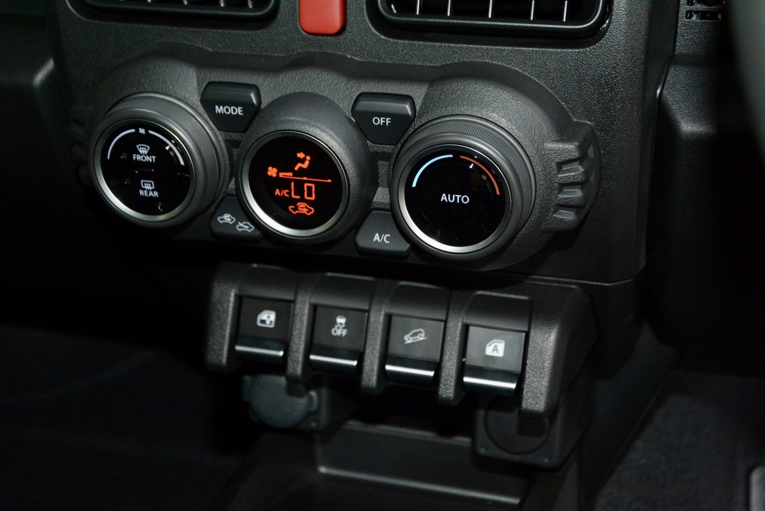 Used Suzuki Jimny for sale - 77001569: Photo 10