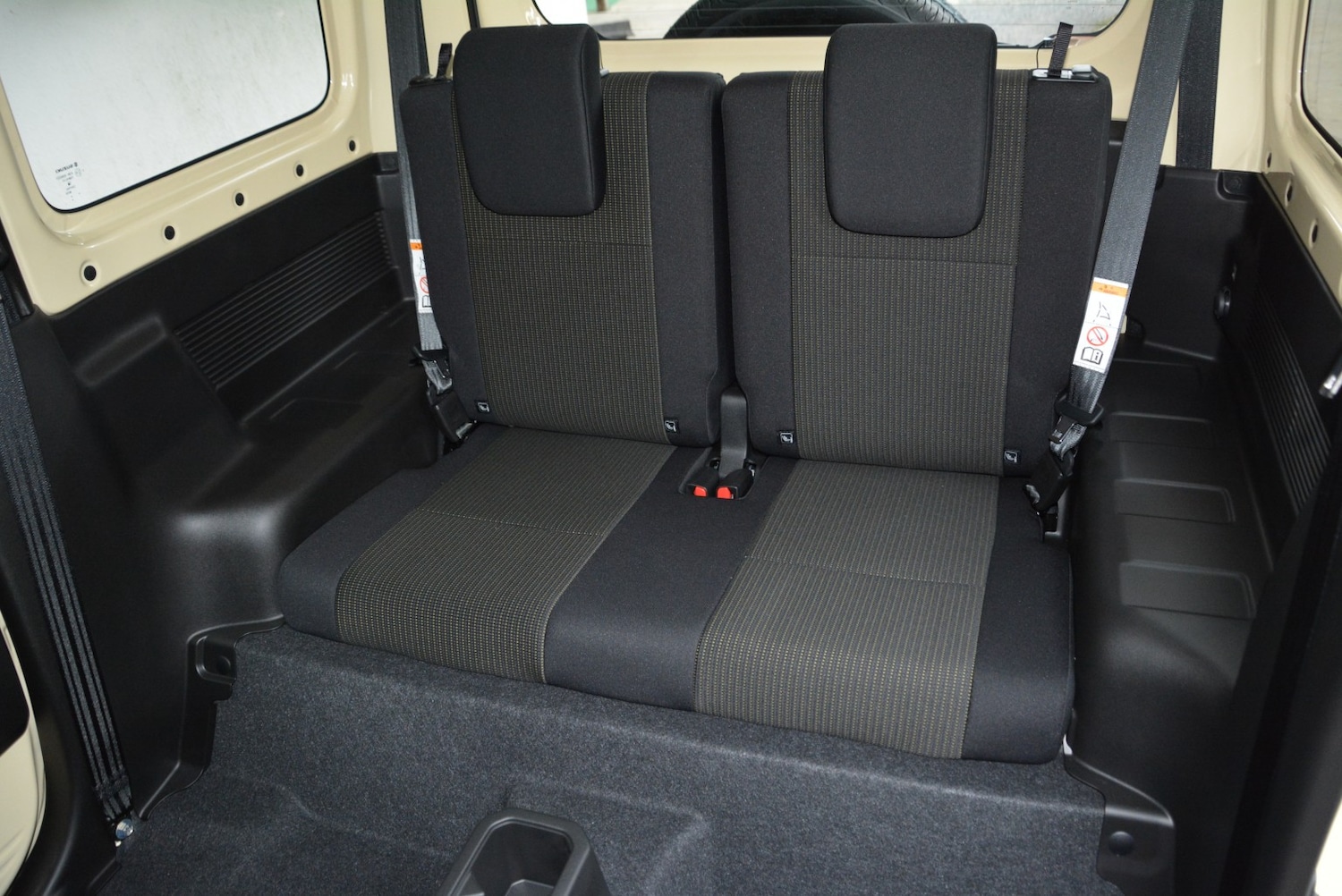 Used Suzuki Jimny for sale - 77001569: Photo 14